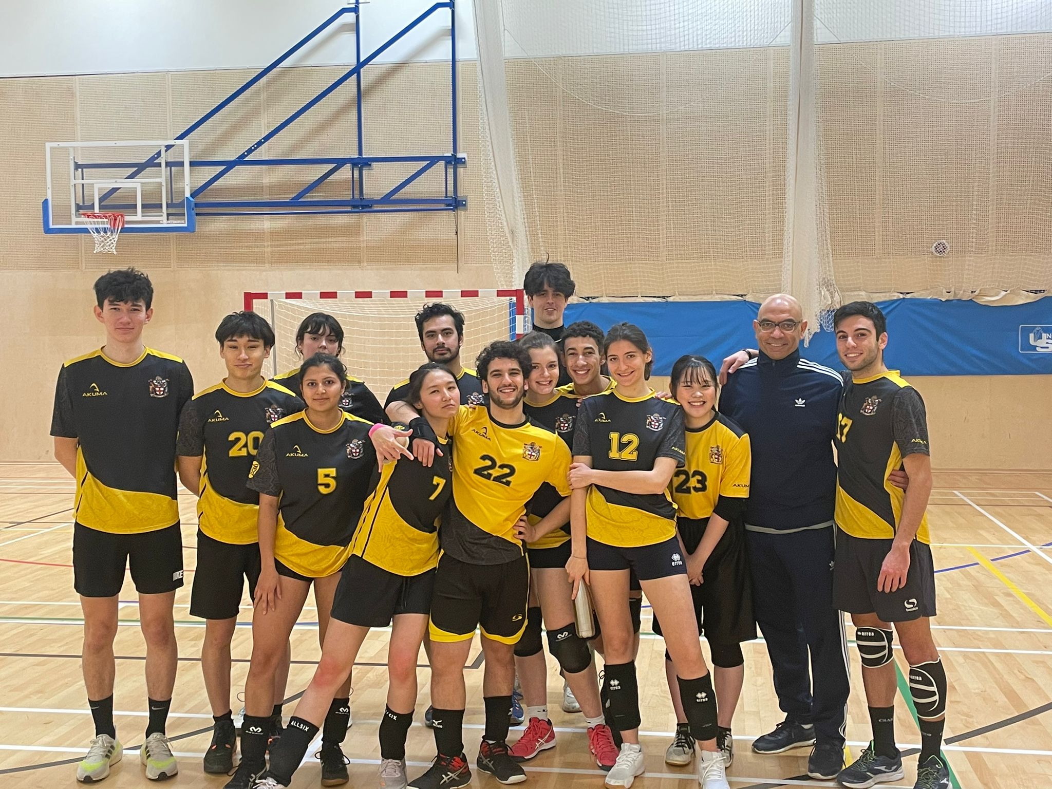 D3F0441F-2E22-4016-890C-70541CA79B7A - Saya Suzuki